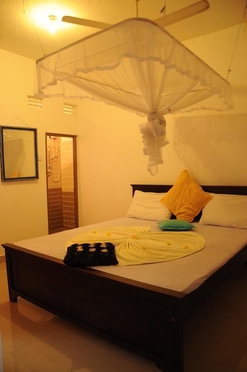 Thenu Rest Guest House Galle Oda fotoğraf